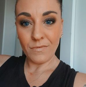 Meet your Posher, Kasey